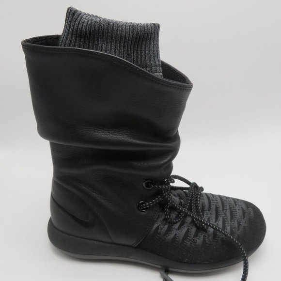 Nike ROSHE Two Hi Flyknit Trainer Sneakers - Picture 8 of 8